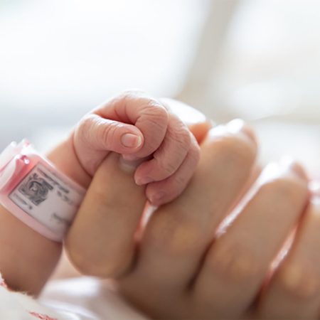Drupal-NEWS_Stacker-story-preterm-births-Ratchat-shutterstock