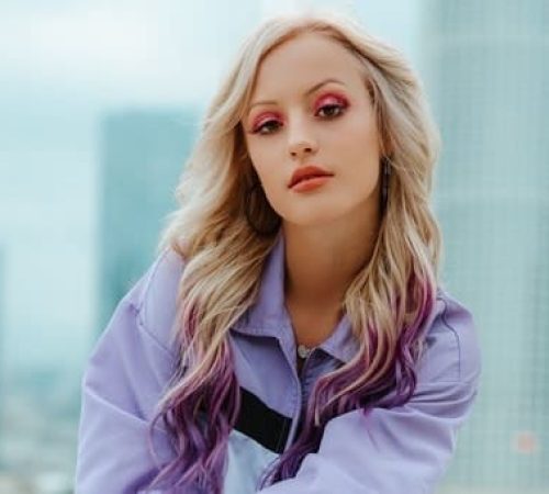 Facetune_10-06-2019-15-11-44 2 - Tori Kay (1) (1)